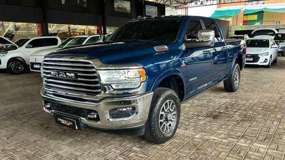 RAM 3500 6.7 I6 TURBO DIESEL LIMITED LONGHORN CD 4X4  AUTOMÁTICO